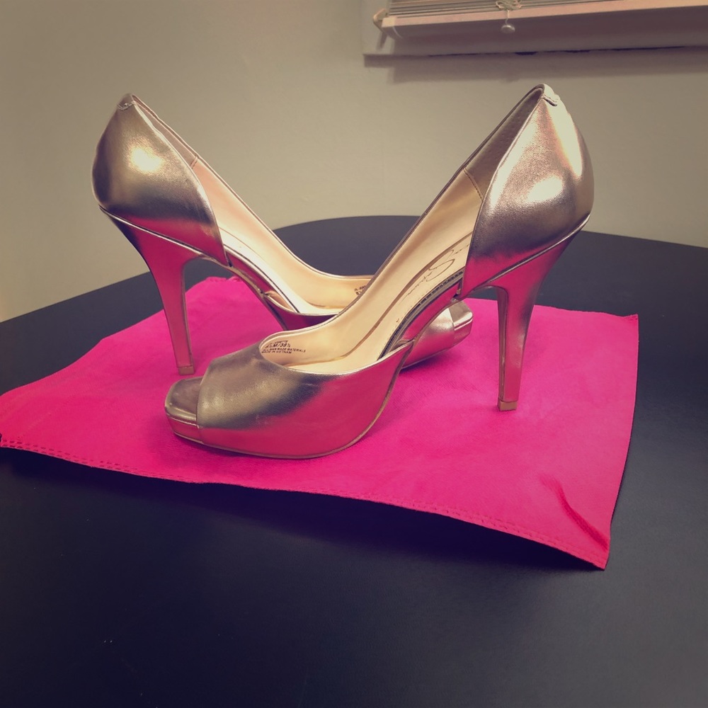 D’orsay pumps